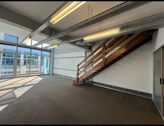 136M² OFFICE TO LET IN ROSEBANK
